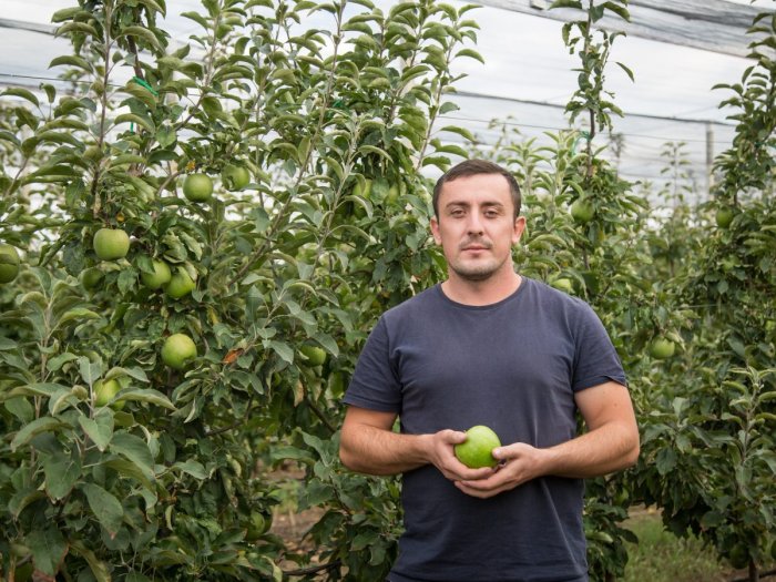 Агроном Илья Челак: я восторгаюсь своей работой