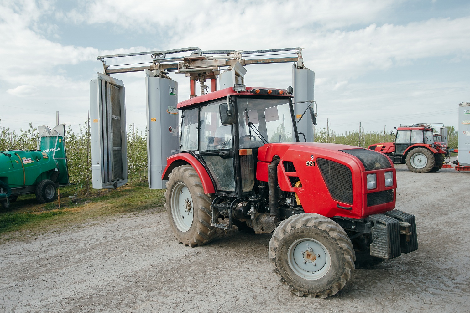 Уход за садом